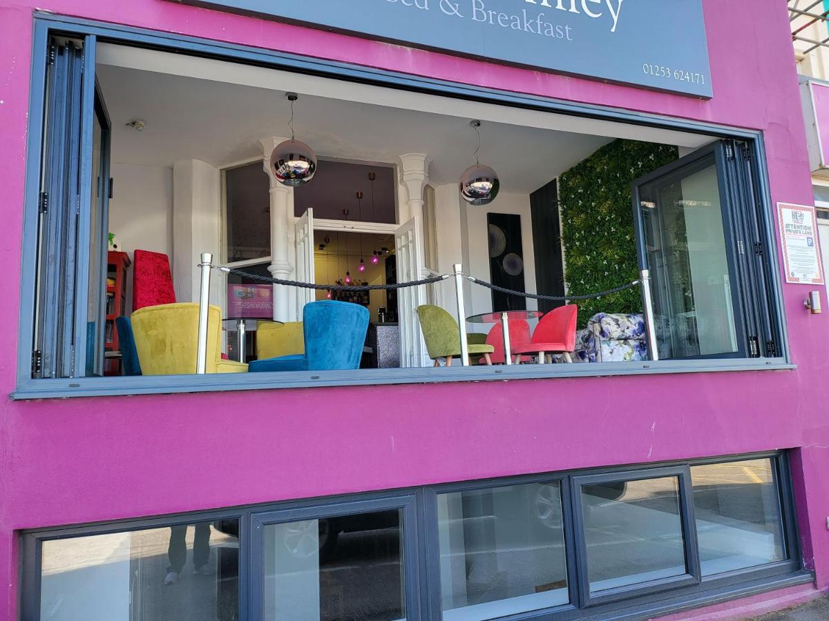 Bed and Breakfast The Bromley Blackpool Exterior foto